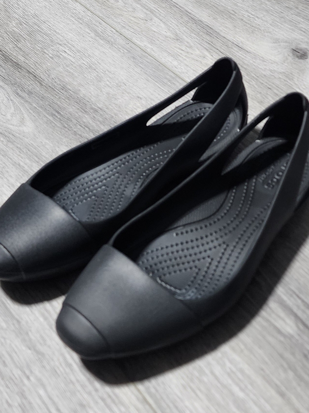 Crocs Sienna Black Slip On Ballet Flats Shoes Water Resistant Womens Size 8